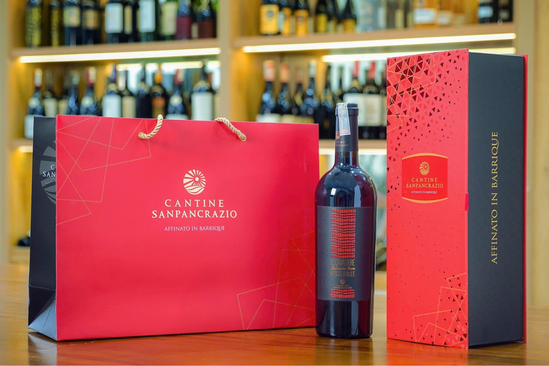 ruou-vang-y-cantine-il-cavaliere-rosso-1