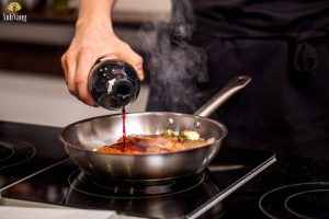 ruou-vang-do-nau-an-2