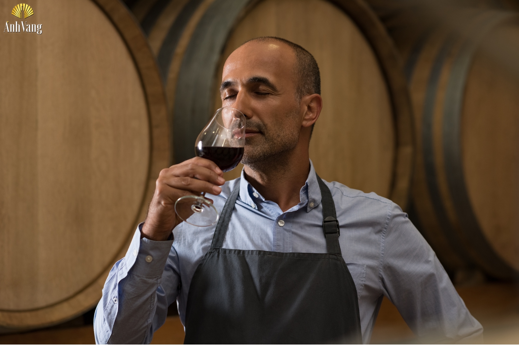 cach-nhan-biet-ruou-gia-3