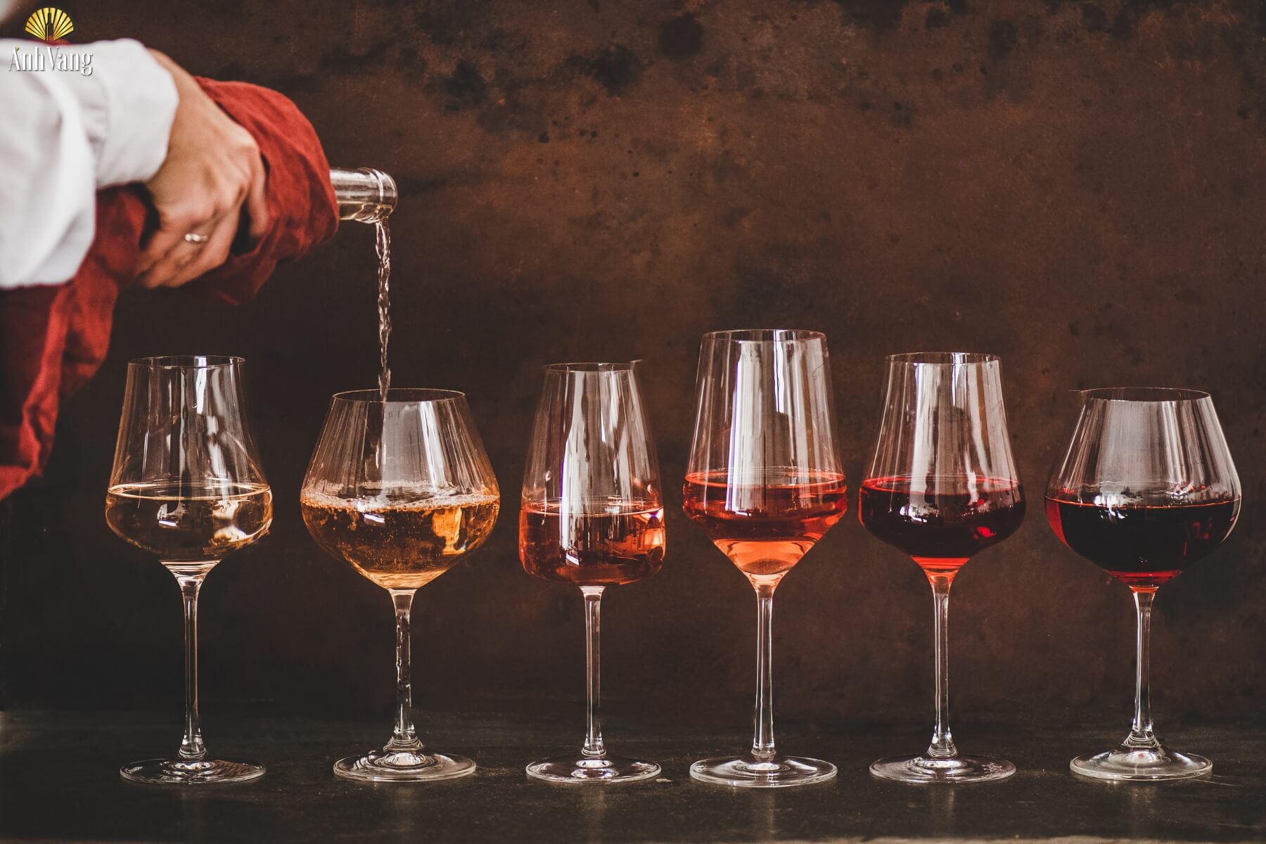 cach-rot-ruou-vang-4