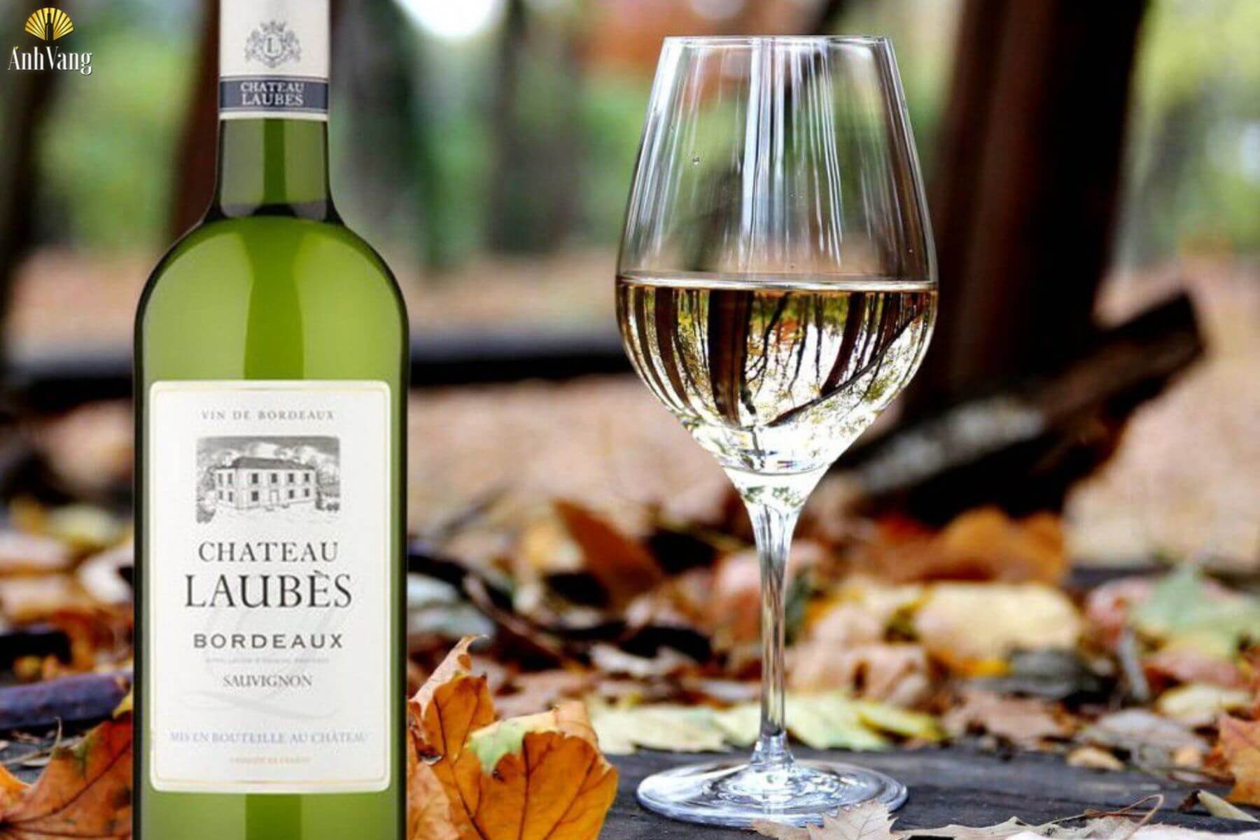Chateau-Laubes-Sauvignon-Blanc