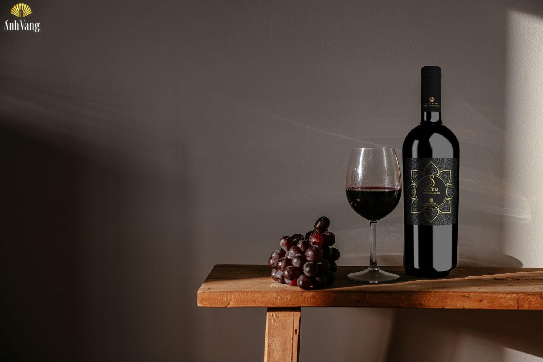 ruou-vang-y-ngon-Salum-S-Negroamaro