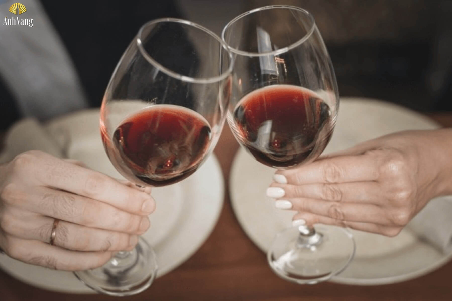 co-nen-pha-ruou-voi-nuoc-loc-khong