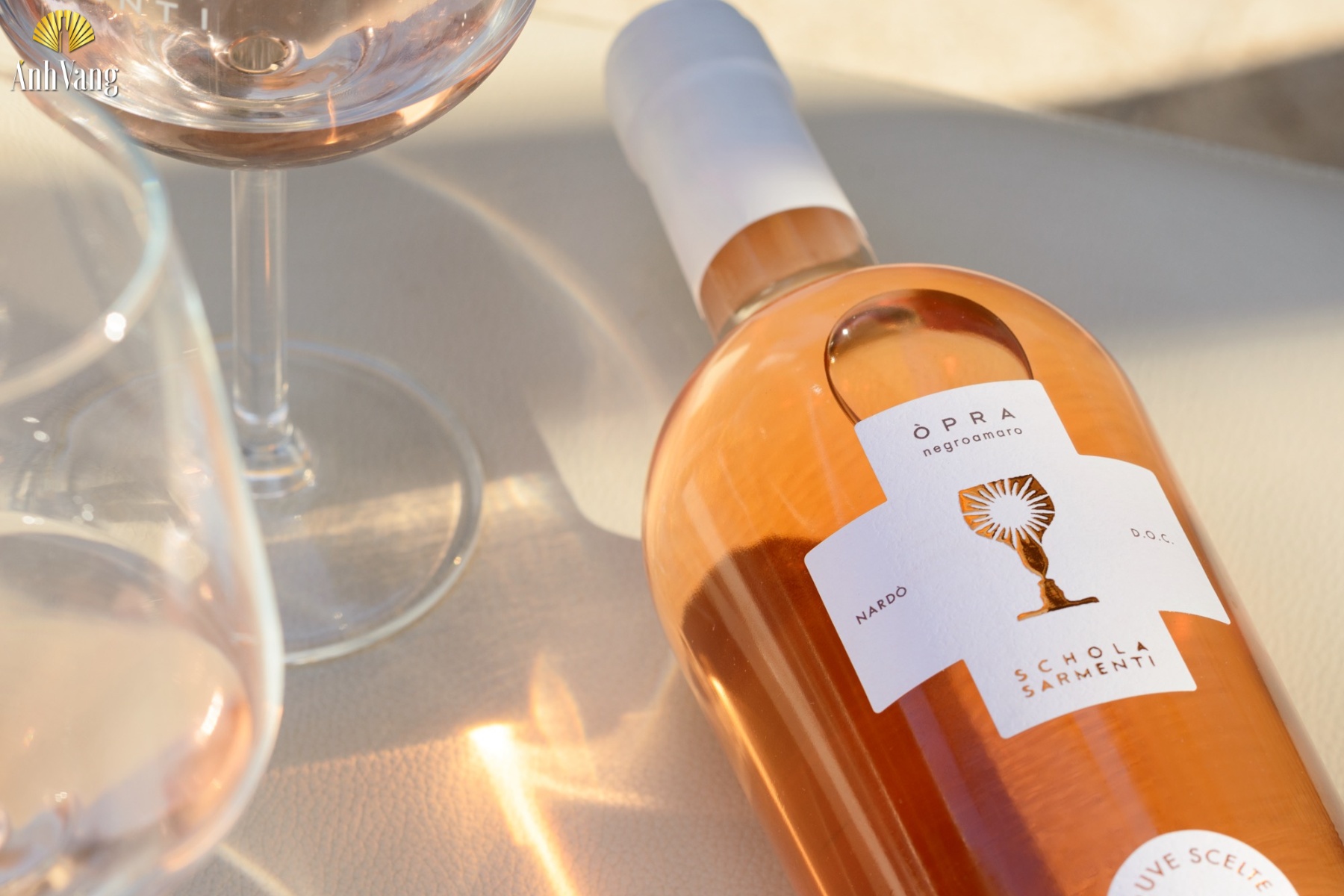 ruou-vang-chen-thanh-la-gi