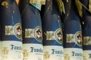 ruou-vang-co-han-su-dung-khong-9