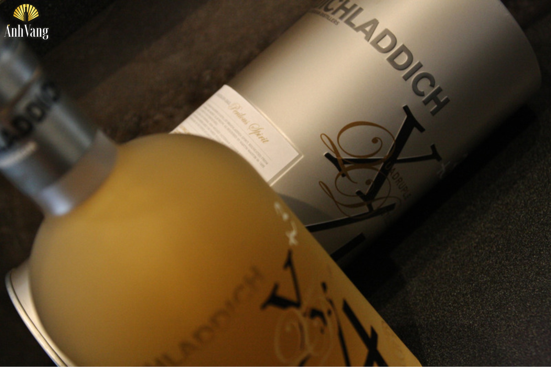 Bruichladdich-X4-Quadrupled-Whiskey