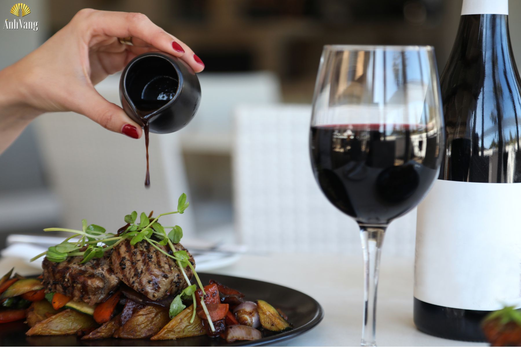 ruou-vang-nho-montepulciano-ket-hop-do-an