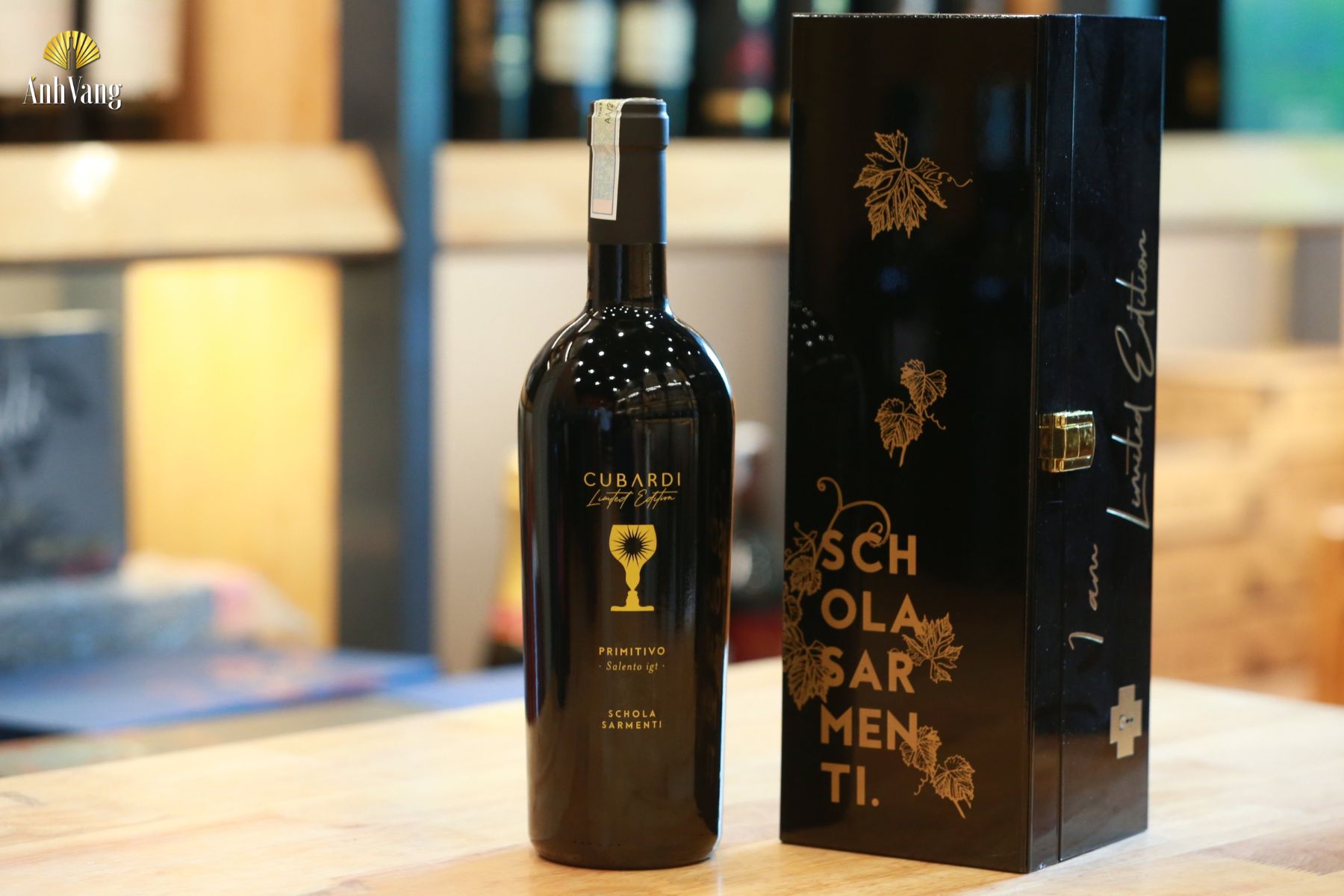 ruou-vang-primitivo-salento-ruou-vang-chen-thanh-schola-sarmenti-cubardi