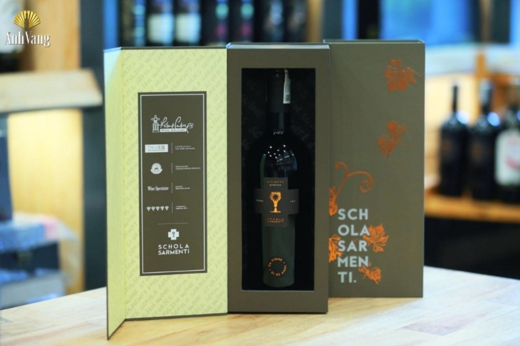 ruou-vang-primitivo-salento-ruou-vang-chen-thanh-schola-sarmenti-diciotto